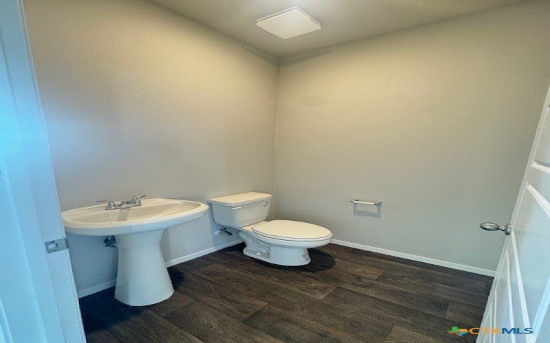 133 Keltic Drive, Kyle, TX 78640, 3 Bedrooms Bedrooms, ,2 BathroomsBathrooms,Residential,For Sale,133 Keltic Drive,498125