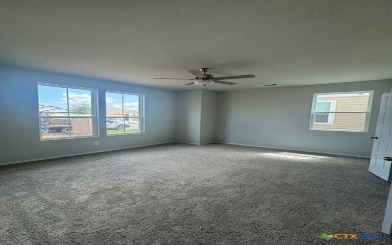 133 Keltic Drive, Kyle, TX 78640, 3 Bedrooms Bedrooms, ,2 BathroomsBathrooms,Residential,For Sale,133 Keltic Drive,498125