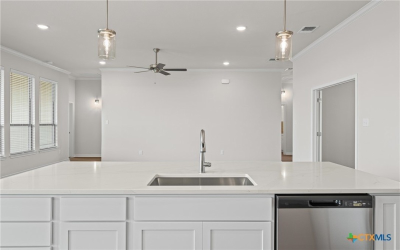 7113 Touchstone Drive, Temple, TX 76502, 3 Bedrooms Bedrooms, ,2 BathroomsBathrooms,Residential,For Sale,7113 Touchstone Drive,0,585246