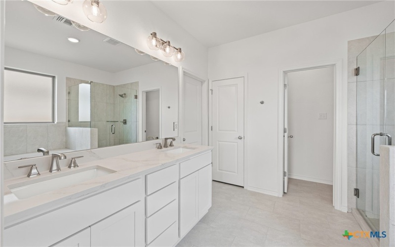 7117 Touchstone Drive, Temple, TX 76502, 4 Bedrooms Bedrooms, ,2 BathroomsBathrooms,Residential,For Sale,7117 Touchstone Drive,0,585247