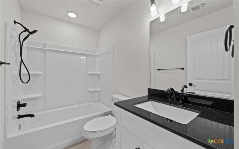 1118 S 51st Street, Temple, TX 76504, 6 Bedrooms Bedrooms, ,Residential,For Sale,1118 S 51st Street,586944
