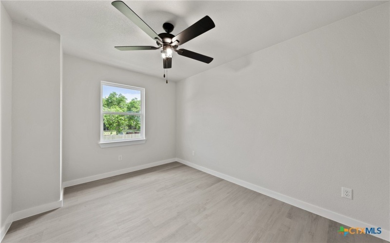 1118 S 51st Street, Temple, TX 76504, 6 Bedrooms Bedrooms, ,Residential,For Sale,1118 S 51st Street,586944