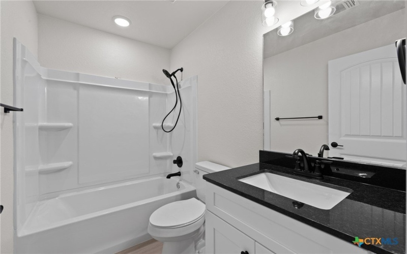 1118 S 51st Street, Temple, TX 76504, 6 Bedrooms Bedrooms, ,Residential,For Sale,1118 S 51st Street,586944