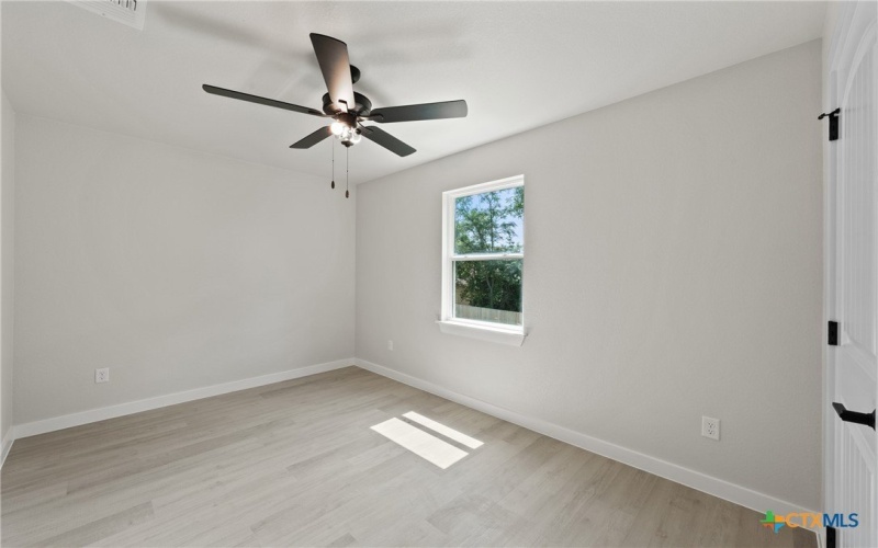 1118 S 51st Street, Temple, TX 76504, 6 Bedrooms Bedrooms, ,Residential,For Sale,1118 S 51st Street,586944