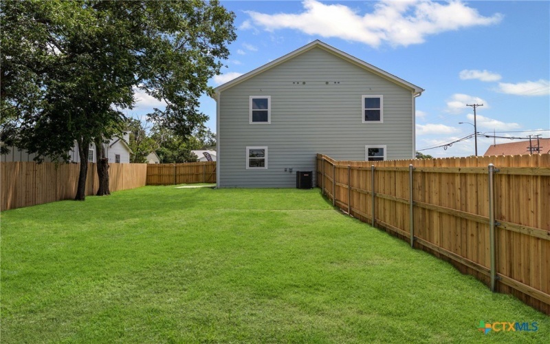 1118 S 51st Street, Temple, TX 76504, 6 Bedrooms Bedrooms, ,Residential,For Sale,1118 S 51st Street,586944