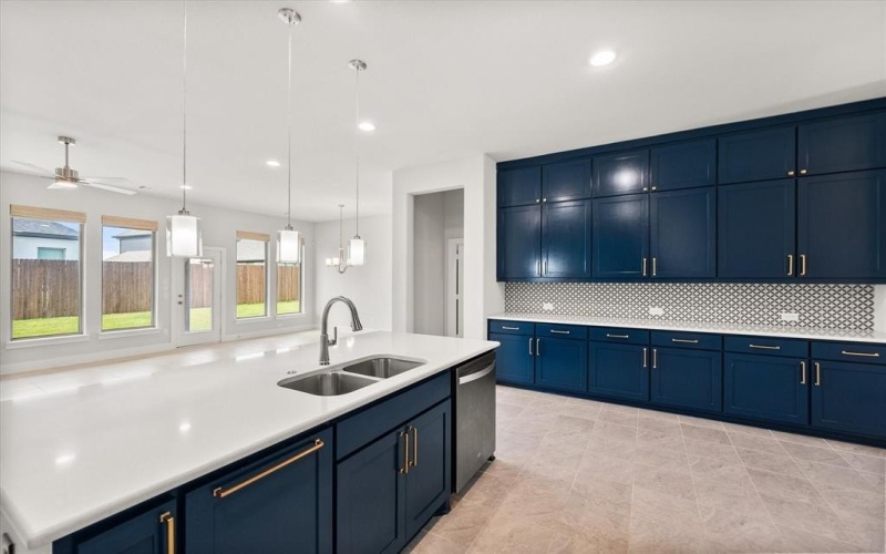 806 Monza Drive, Midlothian, TX 76065, 4 Bedrooms Bedrooms, ,2 BathroomsBathrooms,Residential,For Sale,806 Monza Drive,20936031