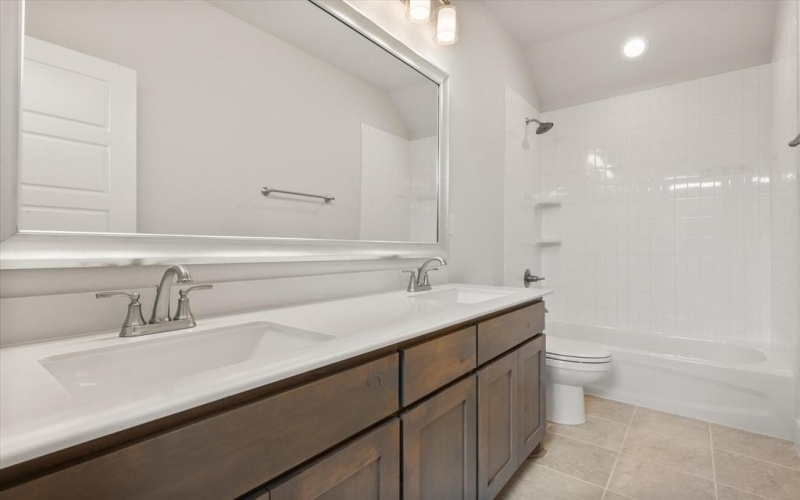 806 Monza Drive, Midlothian, TX 76065, 4 Bedrooms Bedrooms, ,2 BathroomsBathrooms,Residential,For Sale,806 Monza Drive,20936031