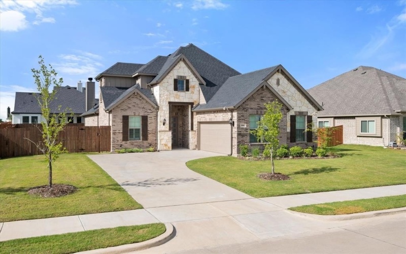 806 Monza Drive, Midlothian, TX 76065, 4 Bedrooms Bedrooms, ,2 BathroomsBathrooms,Residential,For Sale,806 Monza Drive,20936031