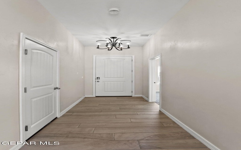 12149 Nesreen Drive, El Paso, TX 79934, 5 Habitaciones Habitaciones , ,3 BañosBaños,Residential,En Venta,12149 Nesreen Drive,900069