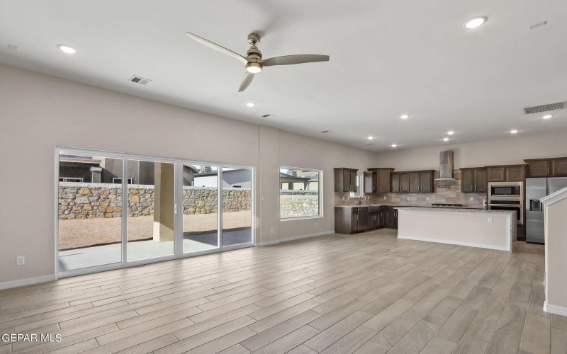 12149 Nesreen Drive, El Paso, TX 79934, 5 Habitaciones Habitaciones , ,3 BañosBaños,Residential,En Venta,12149 Nesreen Drive,900069