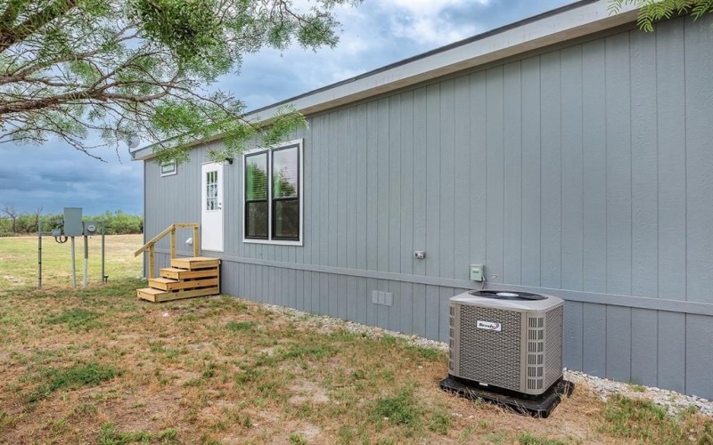 1895 CR 472, Rochelle, TX 76825, ,Tierra,En Venta,1895 CR 472,20992992