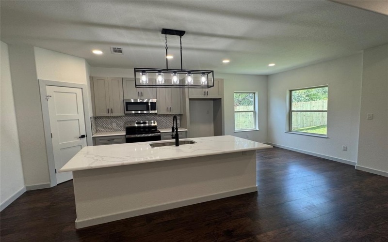 4608 Eagle Nest Court, Granbury, TX 76048, 3 Habitaciones Habitaciones , ,2 BañosBaños,Residential,En Venta,4608 Eagle Nest Court,20995515
