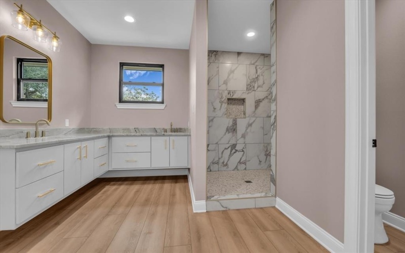 36 Carriage Square, Waco, TX 76708, 4 Bedrooms Bedrooms, ,3 BathroomsBathrooms,Residential,For Sale,36 Carriage Square,20995526