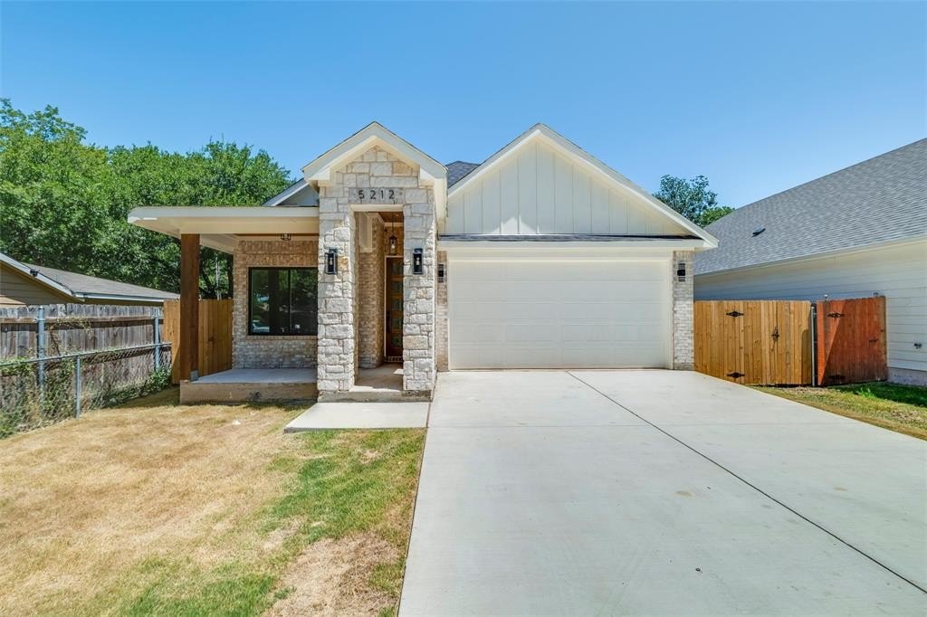 5212 Crowley Street, Sansom Park, TX 76114, 4 Bedrooms Bedrooms, ,2 BathroomsBathrooms,Residential,For Sale,5212 Crowley Street,0,20998140