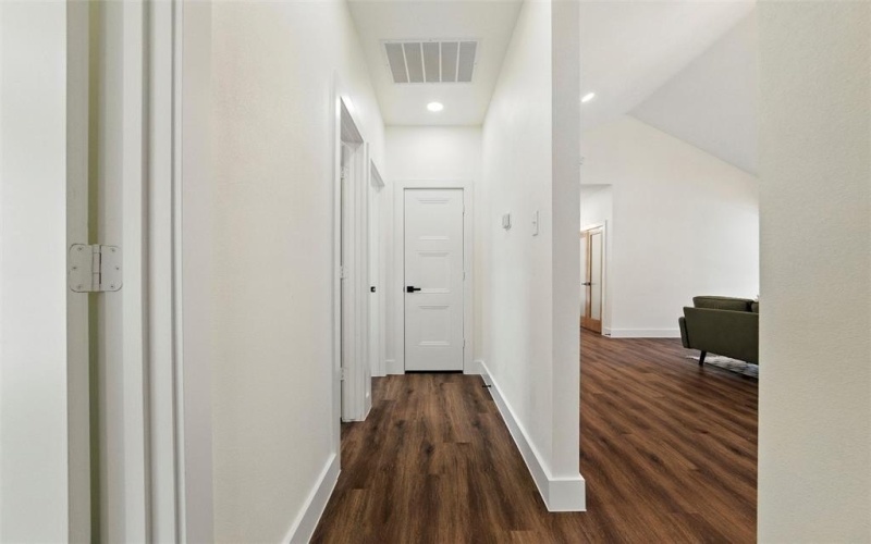 5212 Crowley Street, Sansom Park, TX 76114, 4 Bedrooms Bedrooms, ,2 BathroomsBathrooms,Residential,For Sale,5212 Crowley Street,0,20998140
