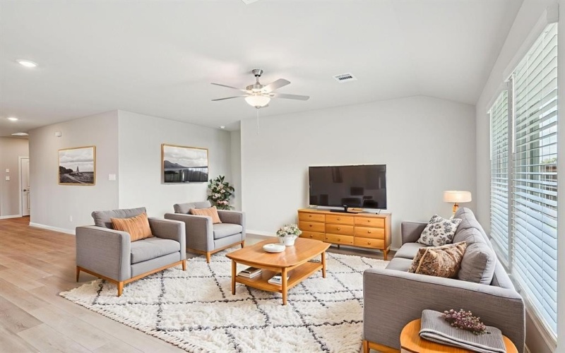 1207 Emberwood Drive, McKinney, TX 75069, 4 Habitaciones Habitaciones , ,3 BañosBaños,Residential,En Venta,1207 Emberwood Drive,0,20999427