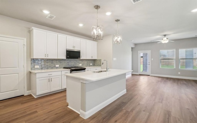 420 Blanton Street, McKinney, TX 75069, 4 Habitaciones Habitaciones , ,2 BañosBaños,Residential,En Venta,420 Blanton Street,0,20999435