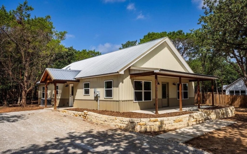 189 Tall Timbers Trail, Whitney, TX 76692, 4 Habitaciones Habitaciones , ,3 BañosBaños,Residential,En Venta,189 Tall Timbers Trail,21001816