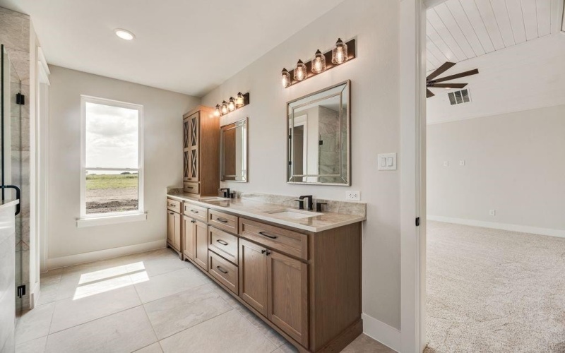 170 Maci Drive, Waxahachie, TX 75167, 4 Habitaciones Habitaciones , ,3 BañosBaños,Residential,En Venta,170 Maci Drive,21001827