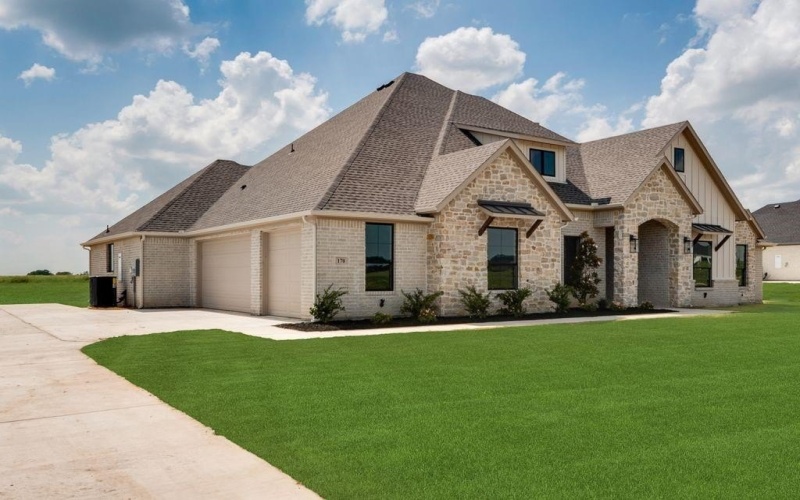170 Maci Drive, Waxahachie, TX 75167, 4 Habitaciones Habitaciones , ,3 BañosBaños,Residential,En Venta,170 Maci Drive,21001827