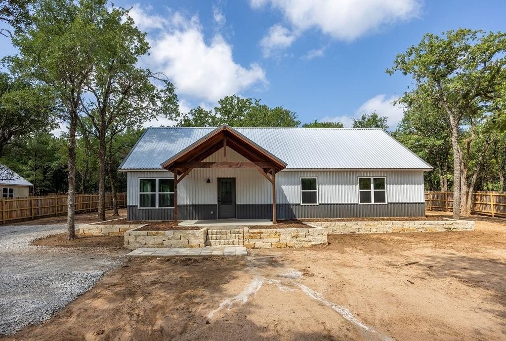 195 Tall Timber Trail, Whitney, TX 76692, 4 Habitaciones Habitaciones , ,3 BañosBaños,Residential,En Venta,195 Tall Timber Trail,21001828