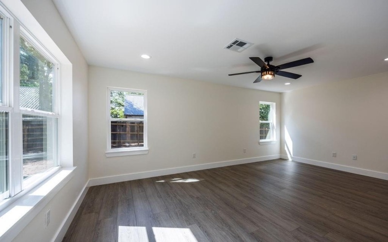 195 Tall Timber Trail, Whitney, TX 76692, 4 Habitaciones Habitaciones , ,3 BañosBaños,Residential,En Venta,195 Tall Timber Trail,21001828