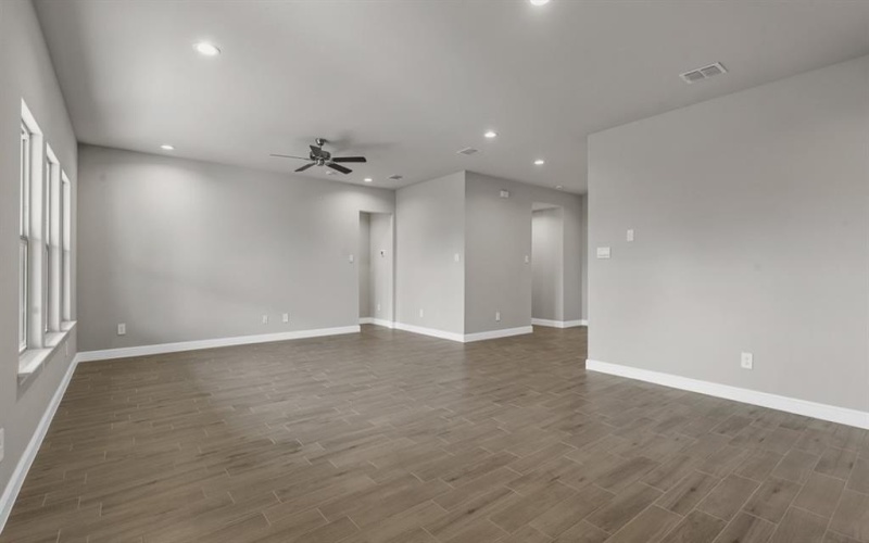 1506 WASHINGTON Street, Mansfield, TX 76063, 3 Habitaciones Habitaciones , ,2 BañosBaños,Residential,En Venta,1506 WASHINGTON Street,21002216