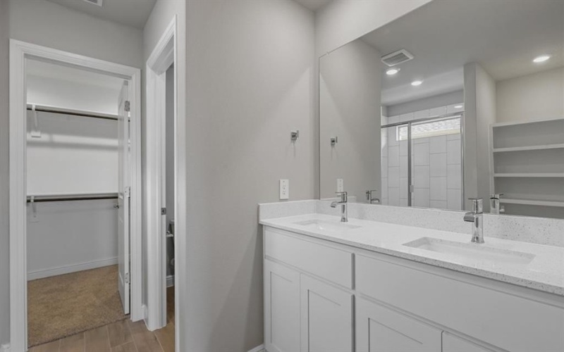 1506 WASHINGTON Street, Mansfield, TX 76063, 3 Habitaciones Habitaciones , ,2 BañosBaños,Residential,En Venta,1506 WASHINGTON Street,21002216