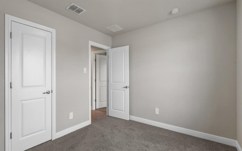 1506 WASHINGTON Street, Mansfield, TX 76063, 3 Habitaciones Habitaciones , ,2 BañosBaños,Residential,En Venta,1506 WASHINGTON Street,21002216