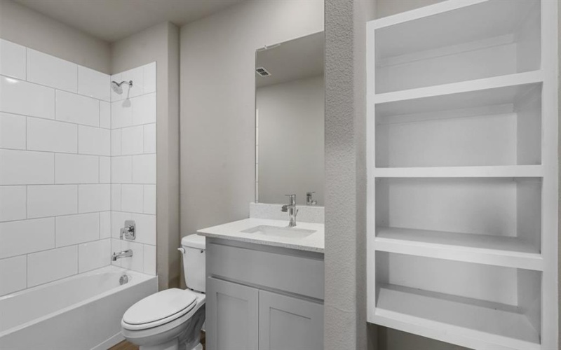 1506 WASHINGTON Street, Mansfield, TX 76063, 3 Habitaciones Habitaciones , ,2 BañosBaños,Residential,En Venta,1506 WASHINGTON Street,21002216