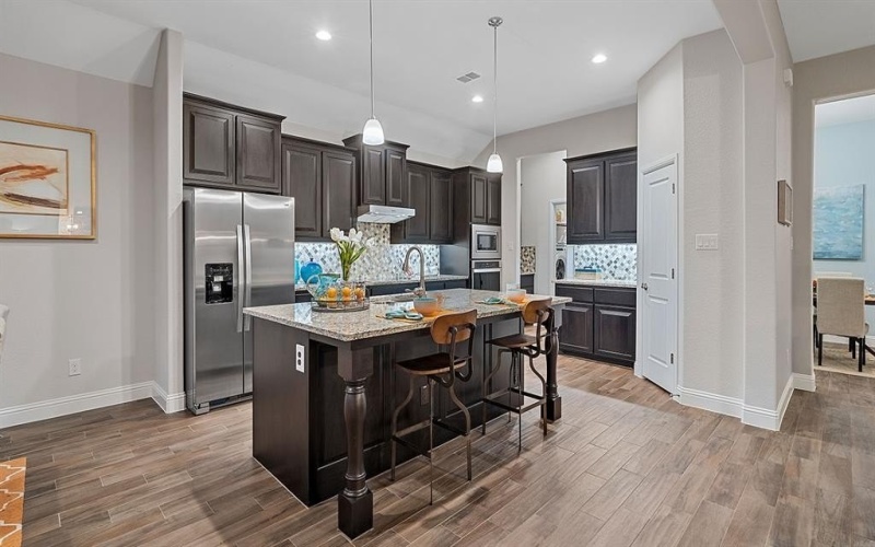 1411 SPEERS Drive, Mansfield, TX 76063, 4 Habitaciones Habitaciones , ,3 BañosBaños,Residential,En Venta,1411 SPEERS Drive,21002257
