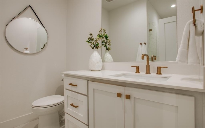 7207 Gaston Avenue #1006, Dallas, TX 75206, 2 Bedrooms Bedrooms, ,2 BathroomsBathrooms,Residential,For Sale,7207 Gaston Avenue,21003115