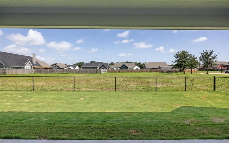 420 E 4th Street, Tolar, TX 76476, 4 Habitaciones Habitaciones , ,2 BañosBaños,Residential,En Venta,420 E 4th Street,21003121