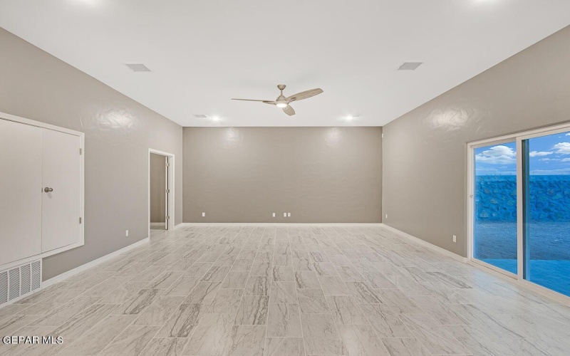12144 Sanaa Drive, El Paso, TX 79934, 5 Habitaciones Habitaciones , ,3 BañosBaños,Residential,En Venta,12144 Sanaa Drive,900089