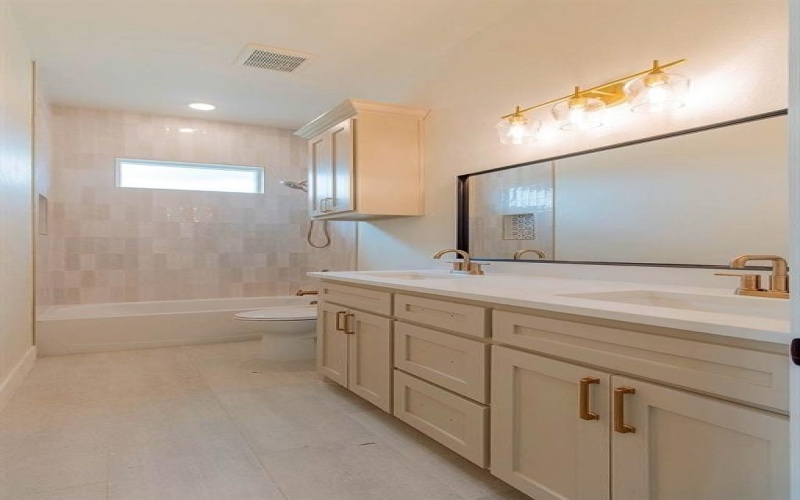 1444 Water Oak Drive, Oak Ridge, TX 75142, 4 Habitaciones Habitaciones , ,2 BañosBaños,Residential,En Venta,1444 Water Oak Drive,21003276