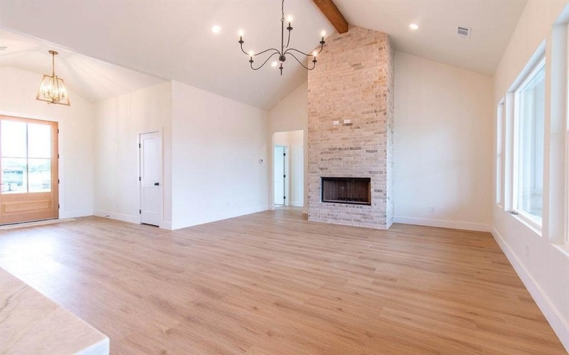 1444 Water Oak Drive, Oak Ridge, TX 75142, 4 Habitaciones Habitaciones , ,2 BañosBaños,Residential,En Venta,1444 Water Oak Drive,21003276