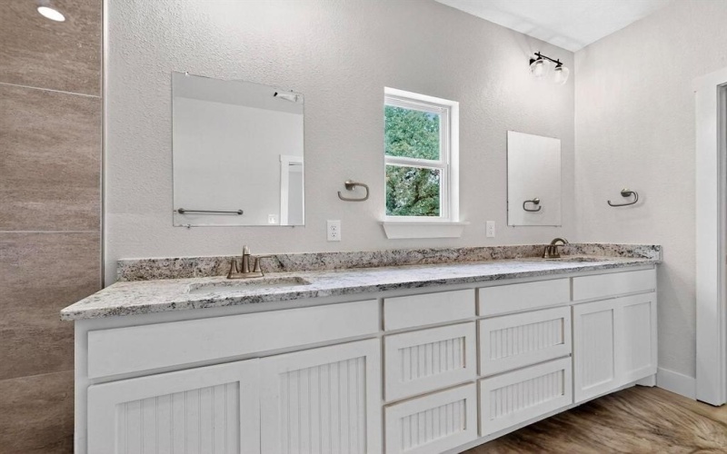 1206 Gibtown Road, Poolville, TX 76487, 3 Bedrooms Bedrooms, ,2 BathroomsBathrooms,Residential,For Sale,1206 Gibtown Road,21003575