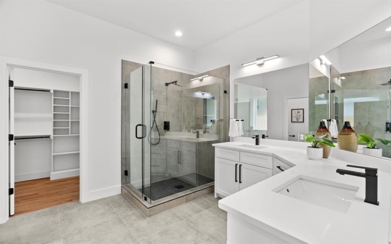 2227 Fordham Road, Dallas, TX 75216, 4 Habitaciones Habitaciones , ,2 BañosBaños,Residential,En Venta,2227 Fordham Road,21003665