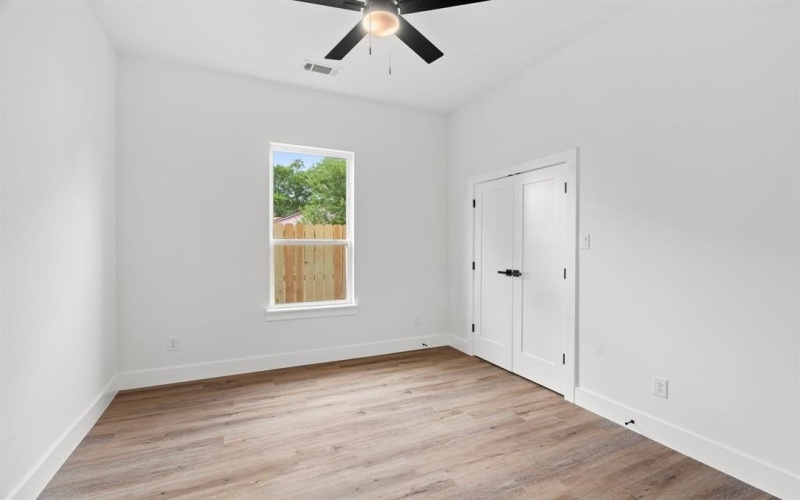 2227 Fordham Road, Dallas, TX 75216, 4 Habitaciones Habitaciones , ,2 BañosBaños,Residential,En Venta,2227 Fordham Road,21003665