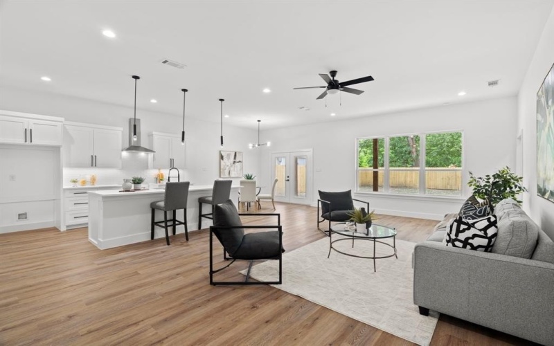2227 Fordham Road, Dallas, TX 75216, 4 Habitaciones Habitaciones , ,2 BañosBaños,Residential,En Venta,2227 Fordham Road,21003665