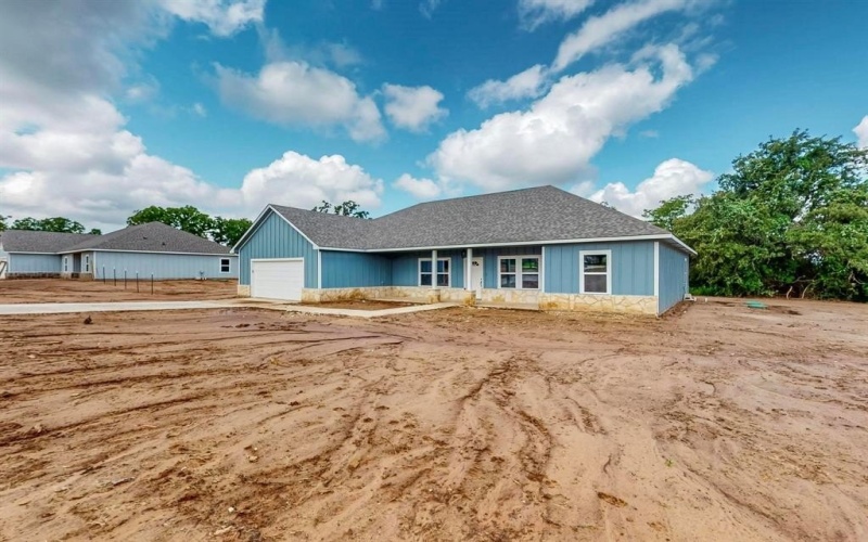 1210 Smyrna Meadows, Sunset, TX 76270, 3 Bedrooms Bedrooms, ,2 BathroomsBathrooms,Residential,For Sale,1210 Smyrna Meadows,21003727