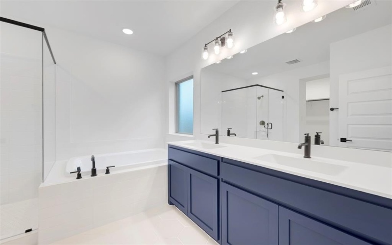 9317 Persimmon Lane, Mesquite, TX 75126, 3 Bedrooms Bedrooms, ,2 BathroomsBathrooms,Residential,For Sale,9317 Persimmon Lane,0,21003909