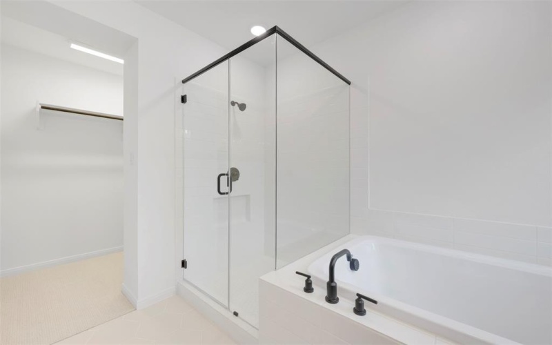 9317 Persimmon Lane, Mesquite, TX 75126, 3 Bedrooms Bedrooms, ,2 BathroomsBathrooms,Residential,For Sale,9317 Persimmon Lane,0,21003909