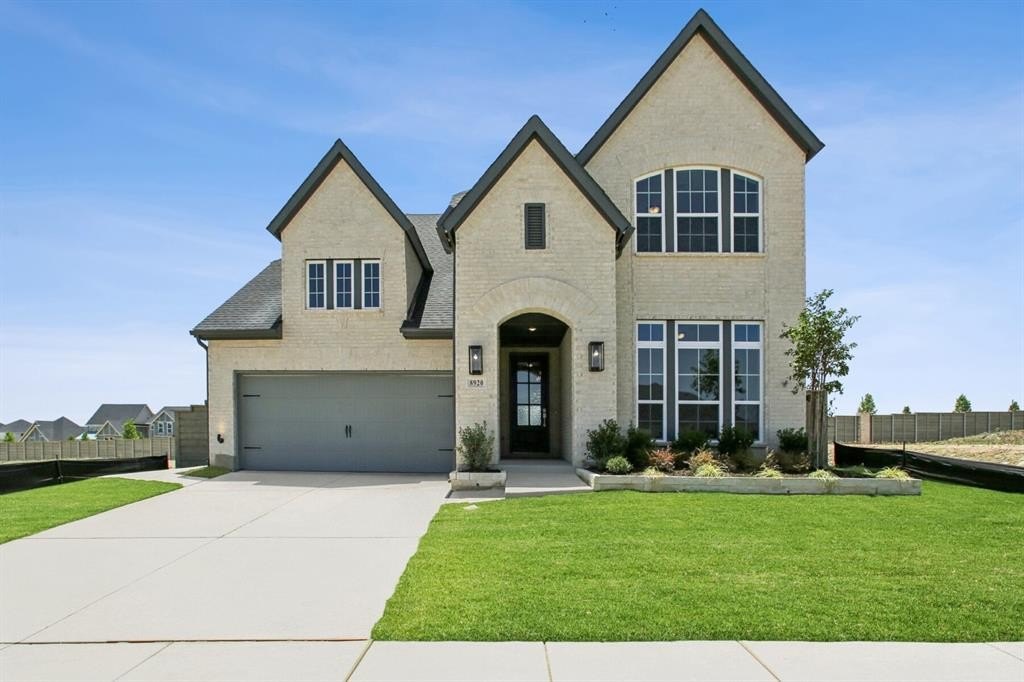 8920 Chestnut Lane, Justin, TX 76247, 4 Habitaciones Habitaciones , ,3 BañosBaños,Residential,En Venta,8920 Chestnut Lane,21003988