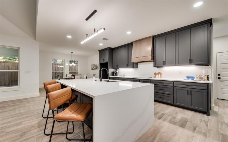 8265 Eagle Mountain Circle, Fort Worth, TX 76135, 4 Habitaciones Habitaciones , ,3 BañosBaños,Residential,En Venta,8265 Eagle Mountain Circle,0,21004090