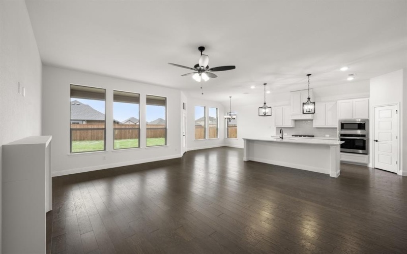 7725 Sweet Sorghum Street, Joshua, TX 76058, 4 Habitaciones Habitaciones , ,2 BañosBaños,Residential,En Venta,7725 Sweet Sorghum Street,0,21004106