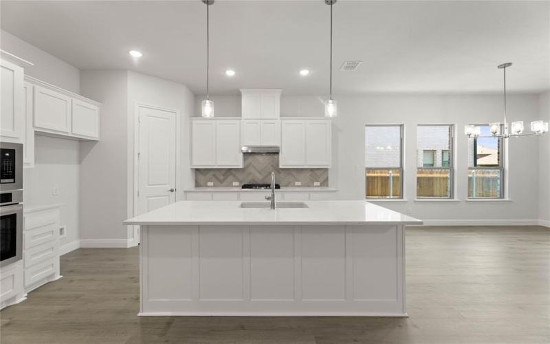 1015 Moss Grove Trail, Justin, TX 76247, 4 Bedrooms Bedrooms, ,3 BathroomsBathrooms,Residential,For Sale,1015 Moss Grove Trail,0,21004299