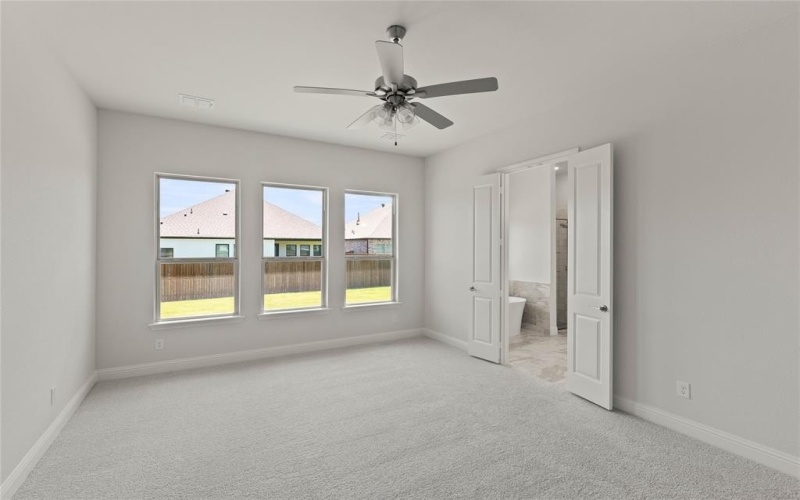 1015 Moss Grove Trail, Justin, TX 76247, 4 Bedrooms Bedrooms, ,3 BathroomsBathrooms,Residential,For Sale,1015 Moss Grove Trail,0,21004299