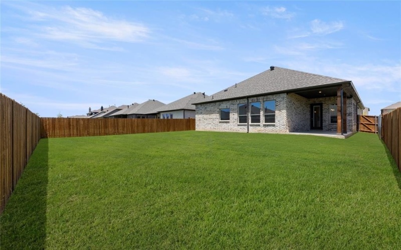 1015 Moss Grove Trail, Justin, TX 76247, 4 Bedrooms Bedrooms, ,3 BathroomsBathrooms,Residential,For Sale,1015 Moss Grove Trail,0,21004299