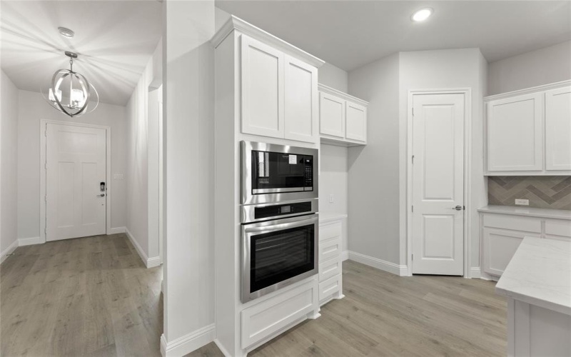 1015 Moss Grove Trail, Justin, TX 76247, 4 Bedrooms Bedrooms, ,3 BathroomsBathrooms,Residential,For Sale,1015 Moss Grove Trail,0,21004299